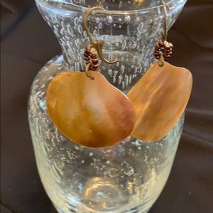 Cookie Lee shell earrings